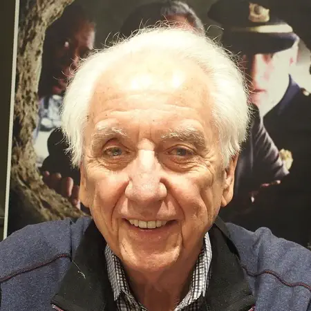 Bob Gunton