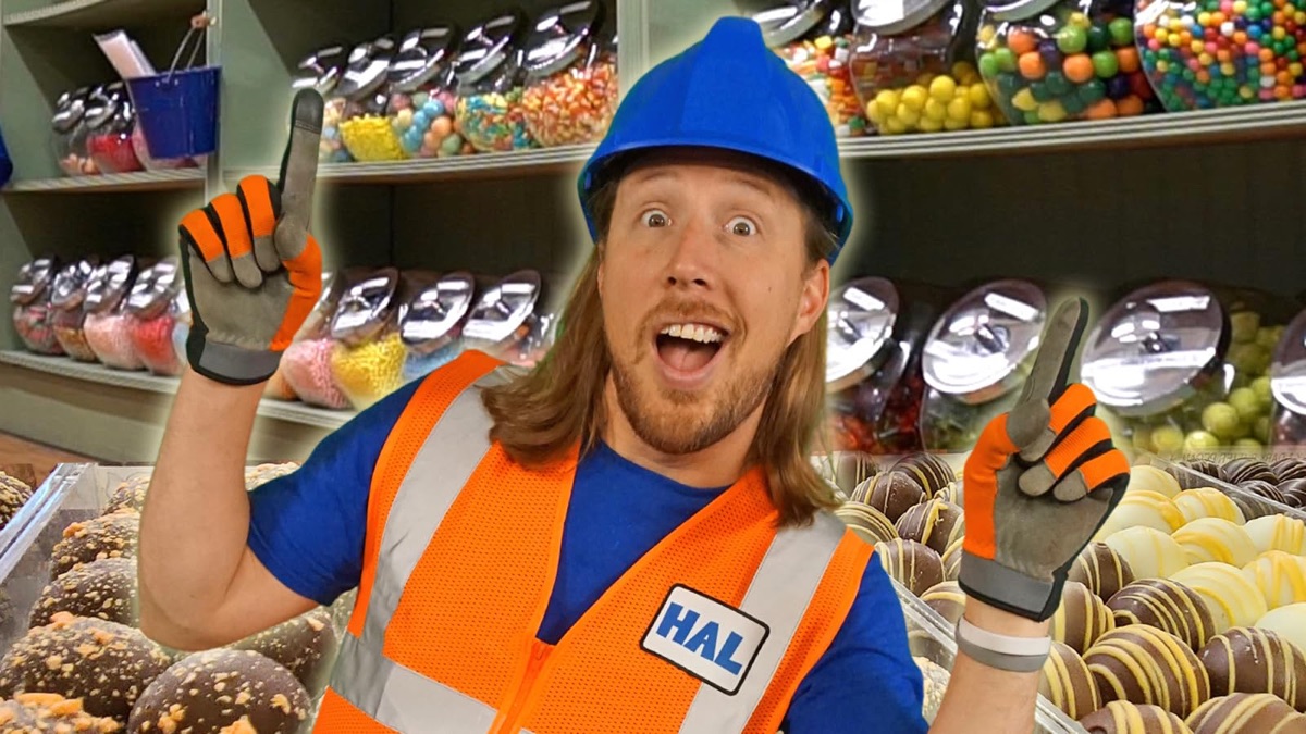 Candy Store Fun - Handyman Hal (Series 3, Episode 3) - Apple TV (IE)