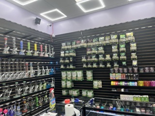 843 smoke & vape mp Why ending the government shutdown could ban THC nationwide main image 0