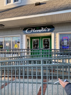 Glenda’s Pub