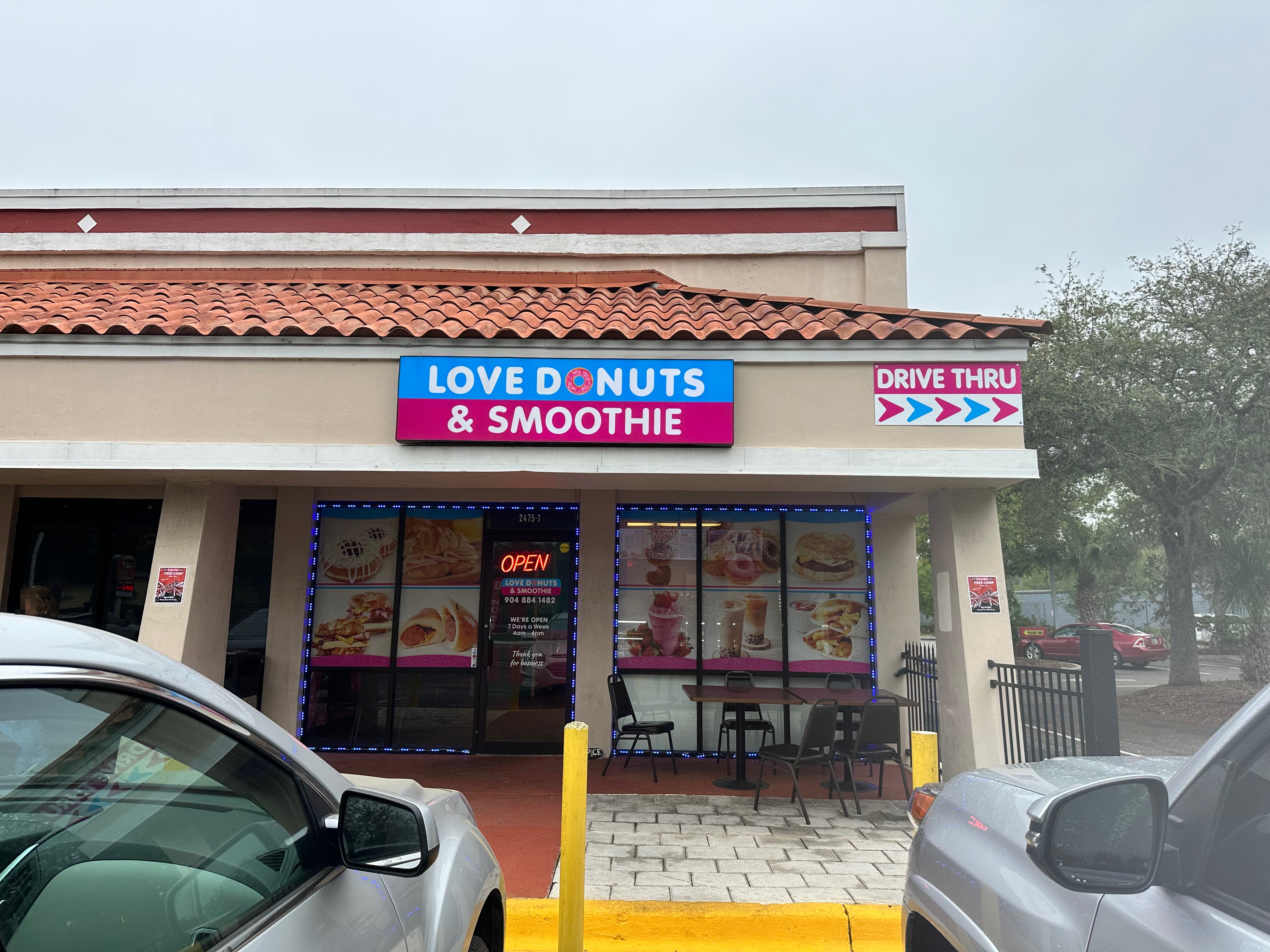Love Donuts & Smoothie