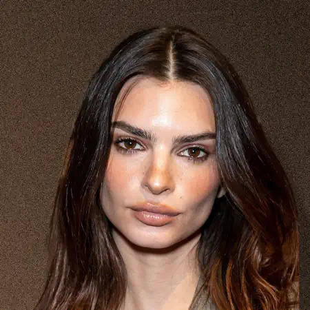 Emily Ratajkowski