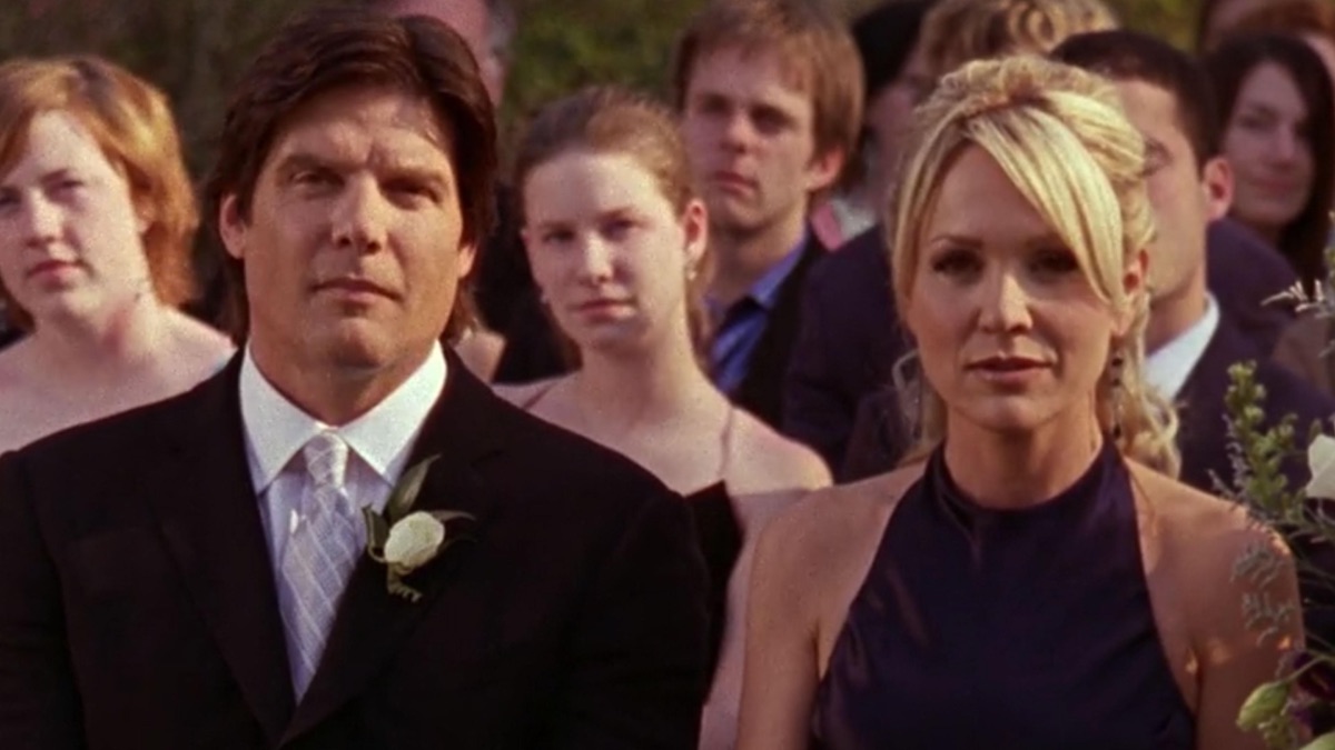 ‎Over the Hills and Far Away - One Tree Hill (ਸੀਜ਼ਨ 3, ਐਪੀਸੋਡ 21 ...