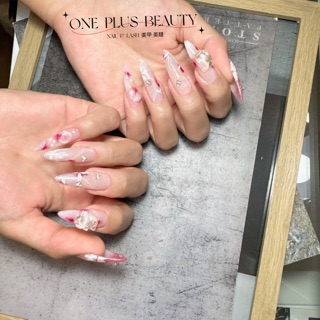 One Plus Beauty Nail & Lash image 2