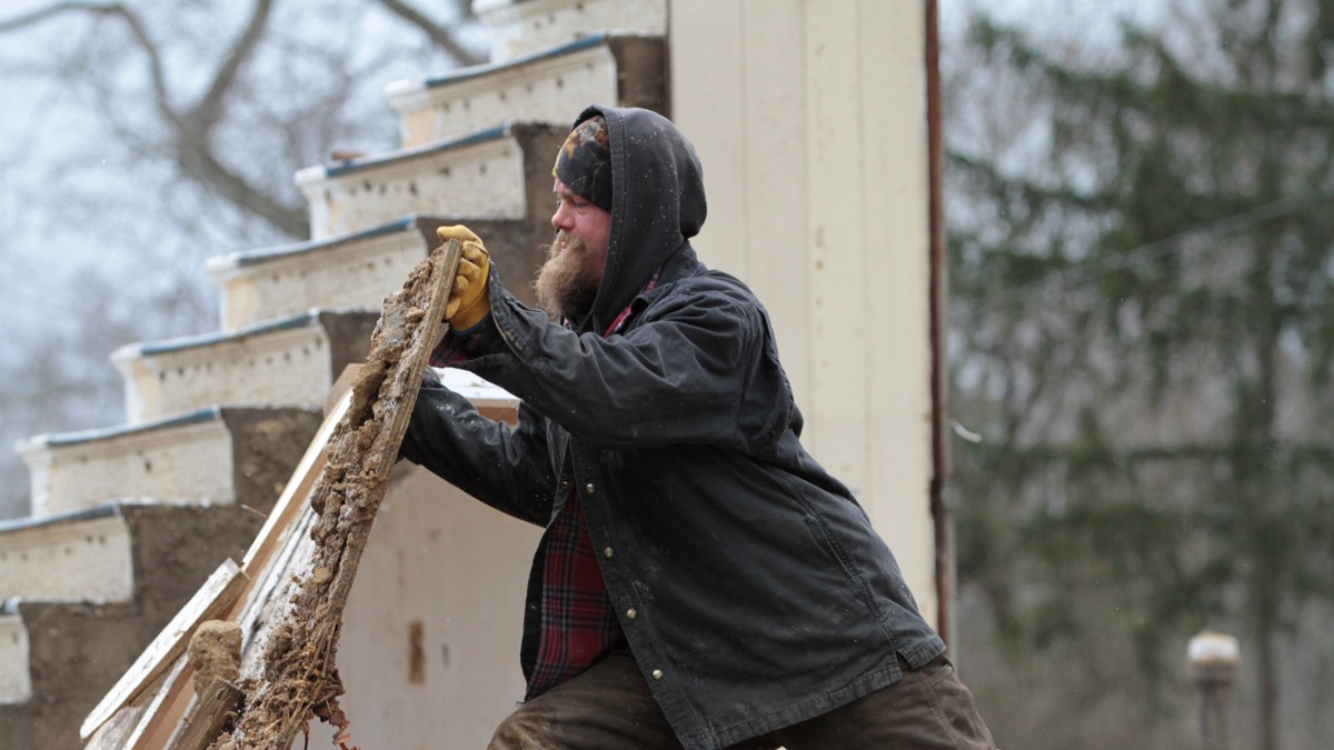 ‎Split Crew – Barnwood Builders (Season 8, Episode 10) - Apple TV (AU)
