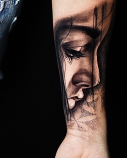 Black Hatchet Tattoo Co. tattoo studio photo