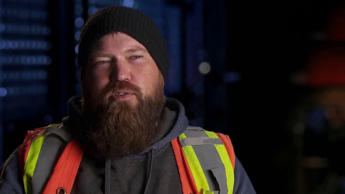 Highway Thru Hell Scott Bird