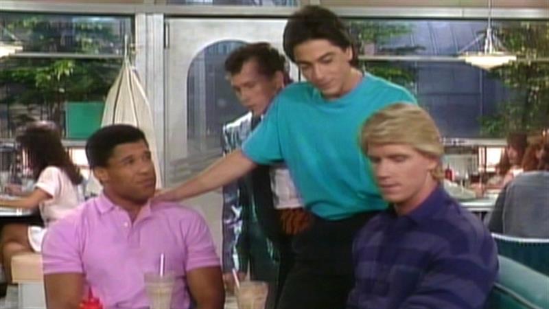 Yesterday Café - Charles in Charge (temporada 4, episodio 5) - Apple TV