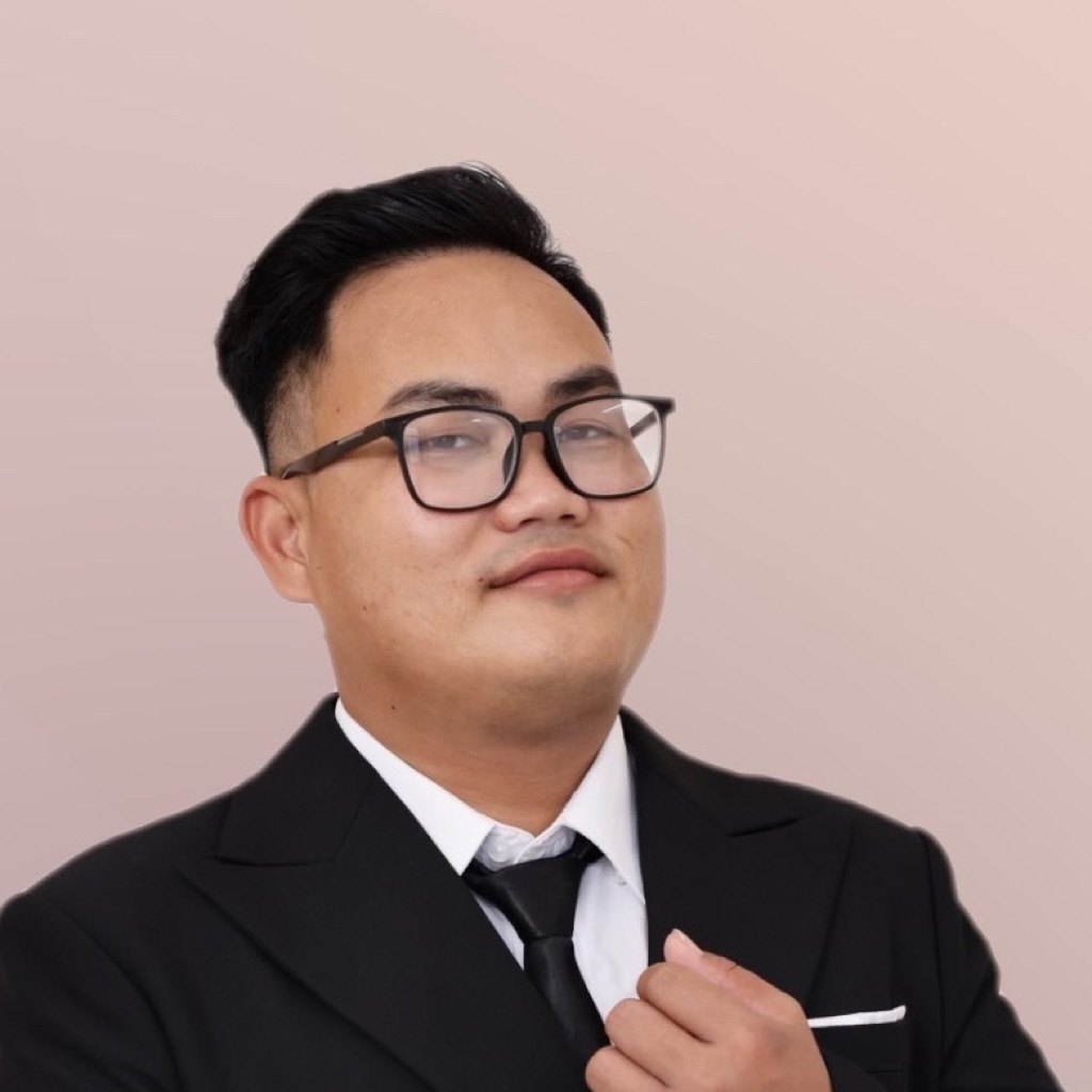 AppleMusic profile picture for @review