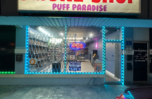 Puff Paradise Smoke & Vape in North Fort Myers, FL United States - Apple  Maps