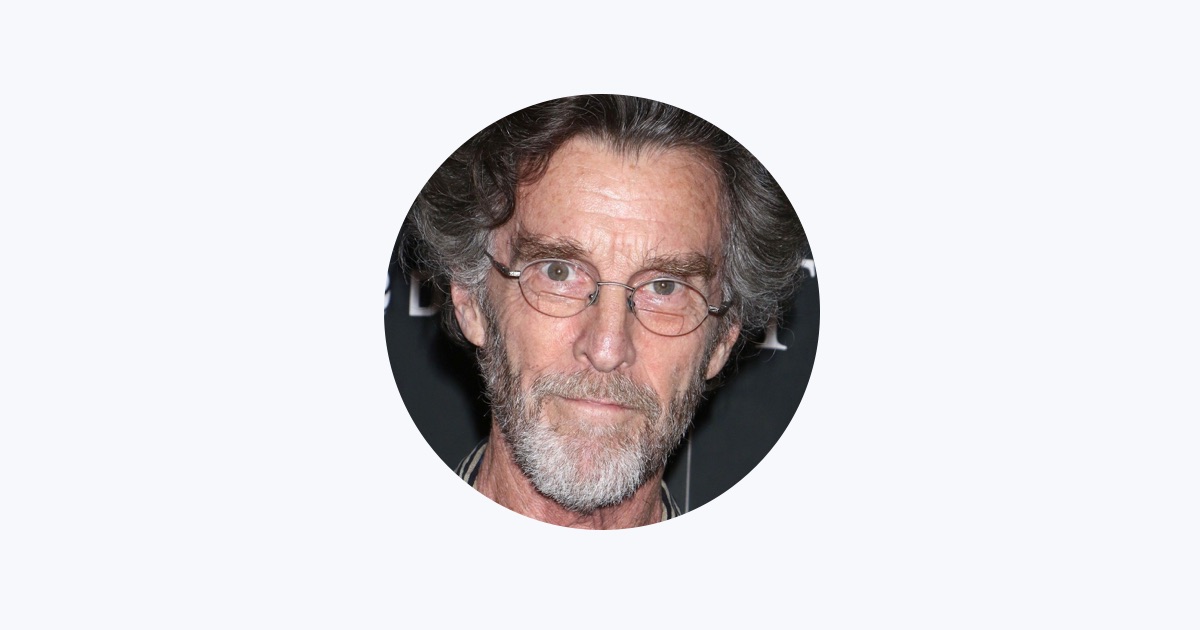 ‎John Glover - Movies, TV Shows, Music, and Podcasts - Apple Snapshot