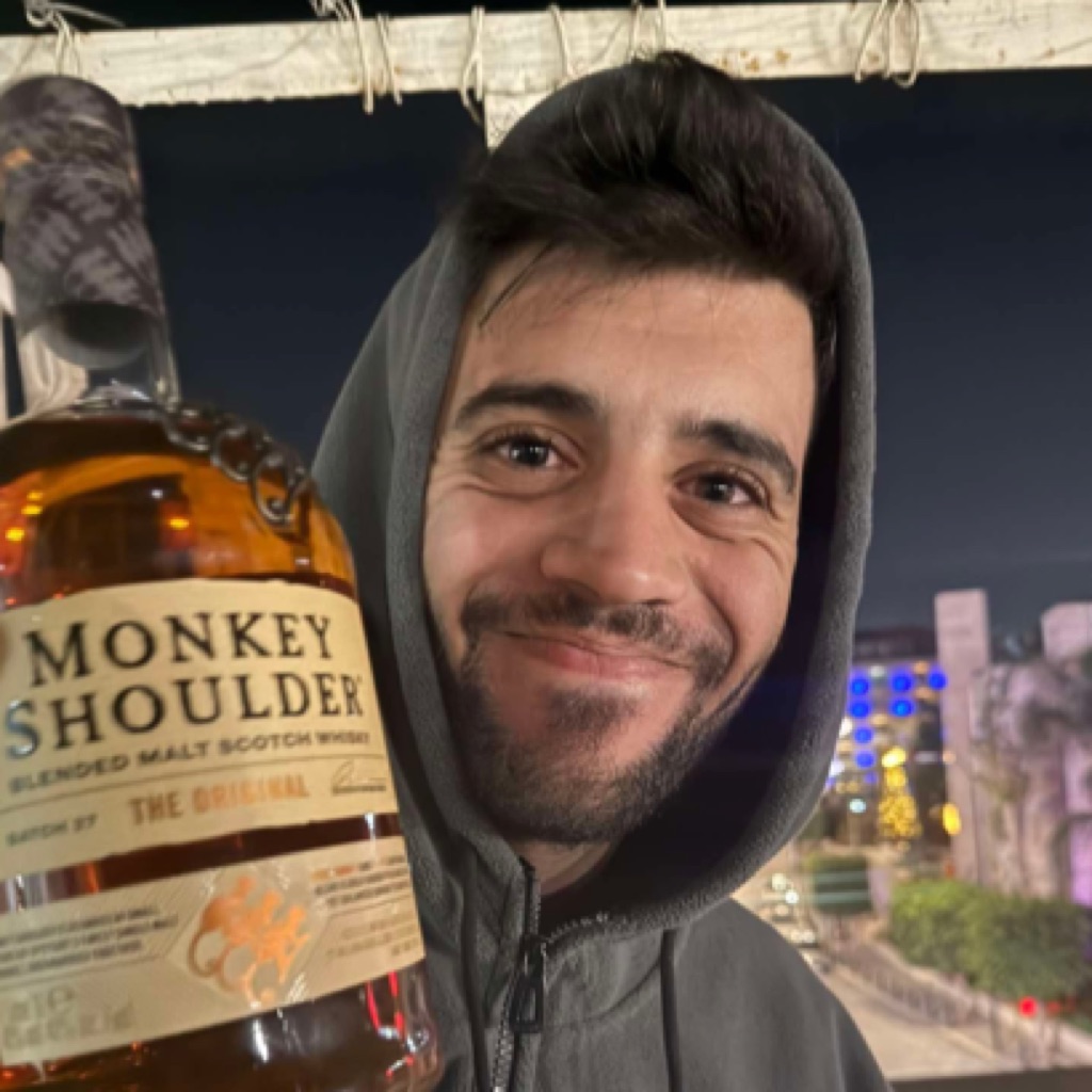 AppleMusic profile picture for @basel