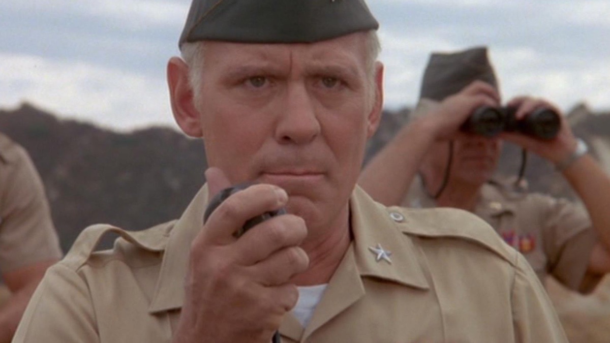 ‎Deadly Maneuvers - Knight Rider (Series 1, Episode 3) - Apple TV (UK)