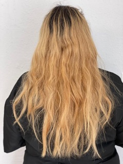 Maydeli’s Hair Salon