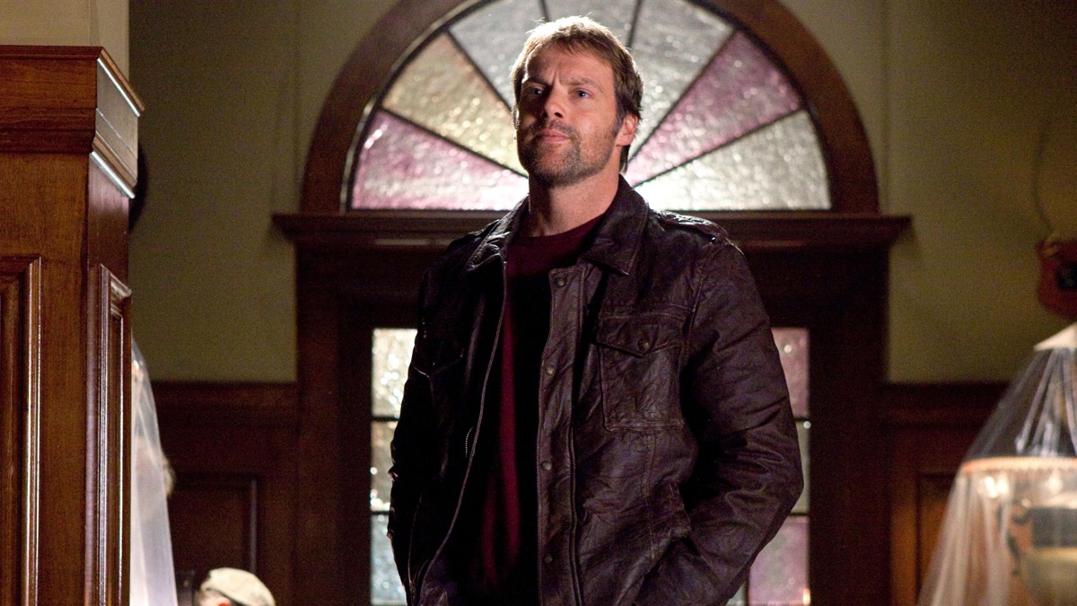 ‎Absolute Justice - Smallville (Series 9, Episode 11) - Apple TV (IN)