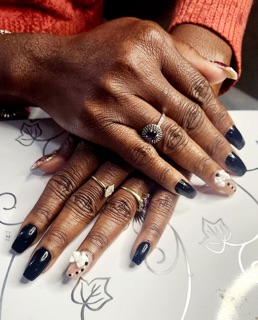 A Touch of Annie Hair Studios