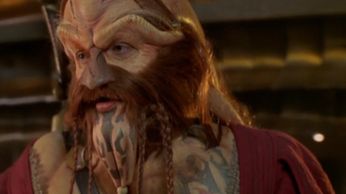 Throne For A Loss - Farscape (Series 1, Episode 4) - Apple TV (UK)