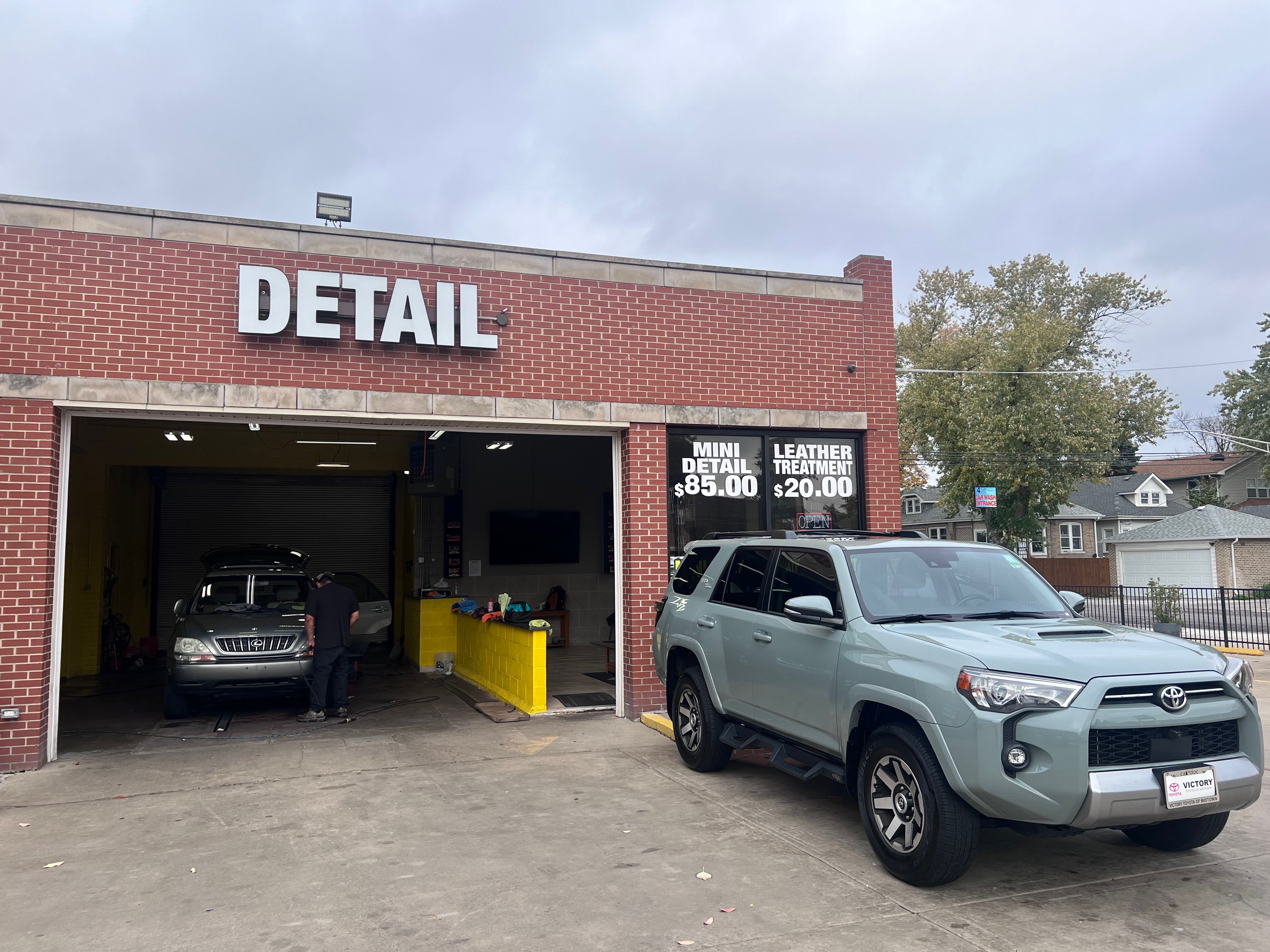 4 Seasons Car Wash