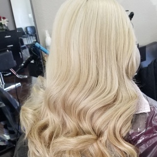 Tita’s Beauty & Barber