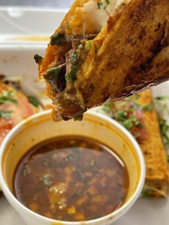 El Tomate Restaurant