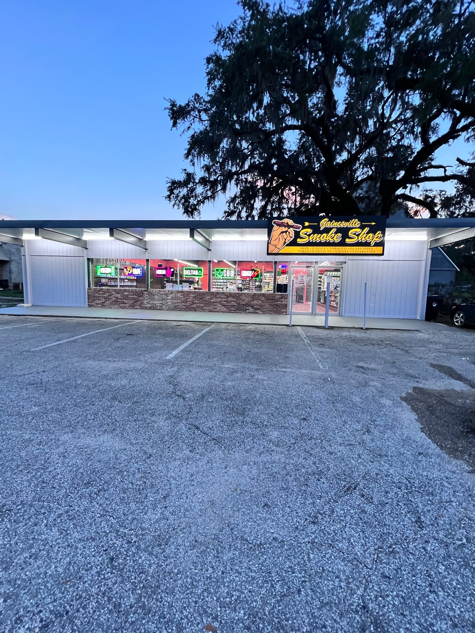 Gainesville smoke shop 3 Williston, Florida