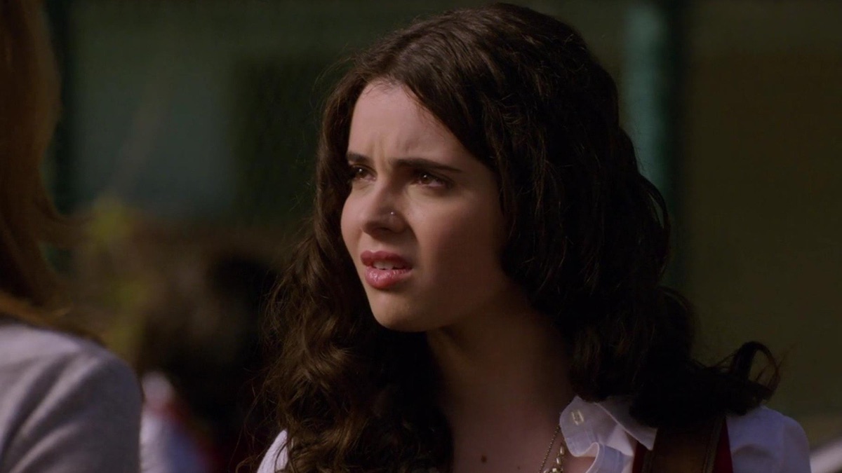 This Is Not a Pipe – Switched at Birth (Season 1, Episode 1) - Apple TV - Switched At Birth Season 1 Full Episodes Online