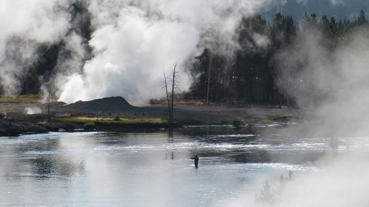‎X-Ray Yellowstone – Curiosity: I, Caveman (Season 2, Episode 11 ...
