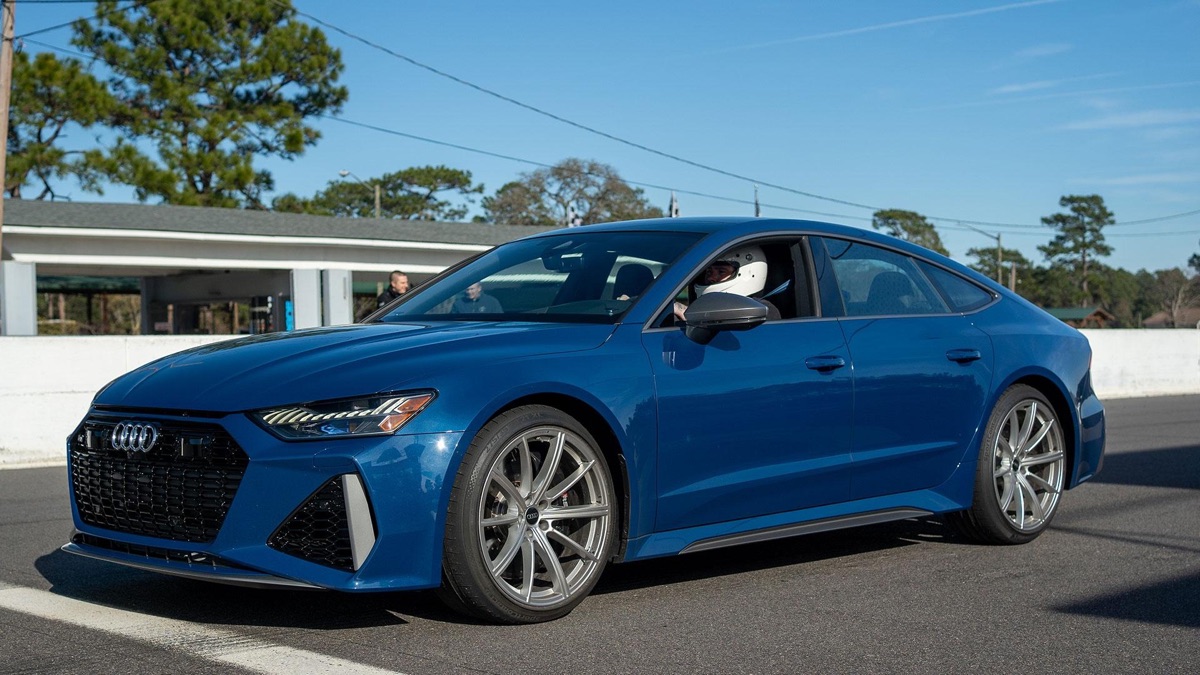 2024 Audi RS 7 Performance MotorWeek (Season 43, Episode 29) Apple TV
