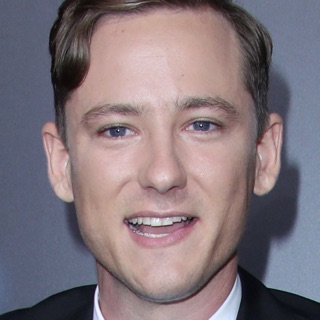 Lewis Pullman