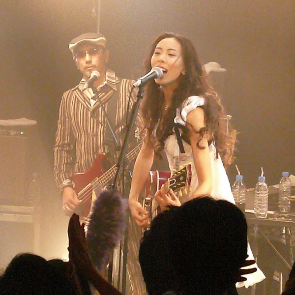 Garakuta Light (Live @ Shibuya 2008)