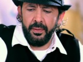 Video artwork for Que Me Des Tu Carino by Juan Luis Guerra 4.40