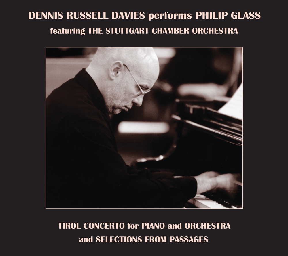 Обложка альбома «Dennis Russell Davies Performs Philip Glass» — Dennis Russell Davies, Rascher Saxophone Quartet & Stuttgart Chamber Orchestra