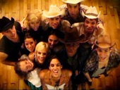 Video artwork for Y'a qu'un ch'veu by Star Academy