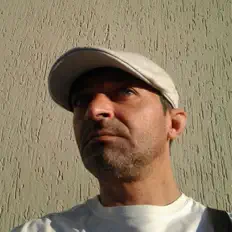 Listen to Bob Ray, watch music videos, read bio, see tour dates & more!