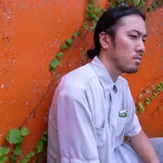 收听 JUZU a.k.a. MOOCHY、观看音乐视频、阅读小传、查看巡演日期等 ！