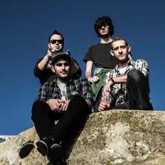 Dengarkan That's Not Me, tonton video musik, baca bio, lihat tanggal tur & lainnya!