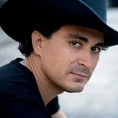 Ascolta Markus Meier, guarda video musicali, leggi la biografia, vedi le date del tour & altro!