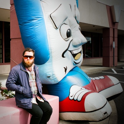 Listen to Raymond Byron and the White Freighter, watch music videos, read bio, see tour dates & more!
