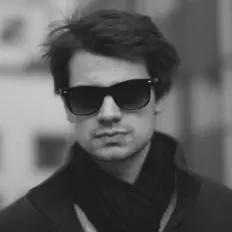 Poslechněte si interpreta Action The Man, sledujte hudební videa, přečtěte si životopis, podívejte se na data turné a další informace.