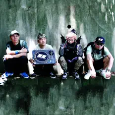 Listen to STERUSS, watch music videos, read bio, see tour dates & more!