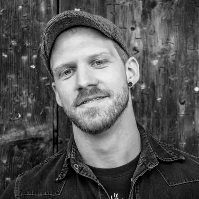 Listen to Tobias Regner, watch music videos, read bio, see tour dates & more!
