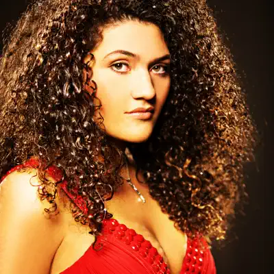 Listen to Vanessa Calcagno, watch music videos, read bio, see tour dates & more!