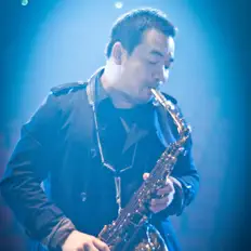 收听 Koh Mr. Saxman、观看音乐视频、阅读小传、查看巡演日期等 ！