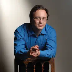 Michał Dworzyński: песни, клипы, биография, даты выступлений и многое другое.