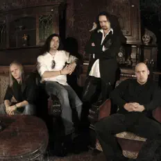 Écoutez Adamantra, regardez des vidéoclips, lisez la biographie, consultez les dates de tournée et plus encore !