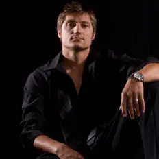 收听 Anodajay、观看音乐视频、阅读小传、查看巡演日期等 ！