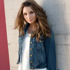 Nora Foss Al-Jabri सुनें, म्यूज़िक वीडियो देखें, बायो पढ़ें, दौरे की तारीखें और बहुत कुछ देखें!