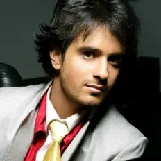 聆聽 Raghav Sachar、觀看音樂影片、閱讀小傳、查看巡演日期等！