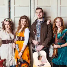 收听 Southern Raised、观看音乐视频、阅读小传、查看巡演日期等 ！