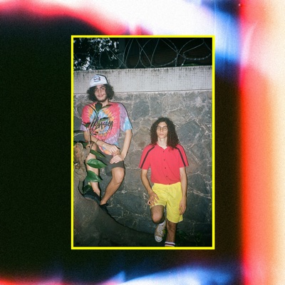 Listen to Amarelo Manga, watch music videos, read bio, see tour dates & more!